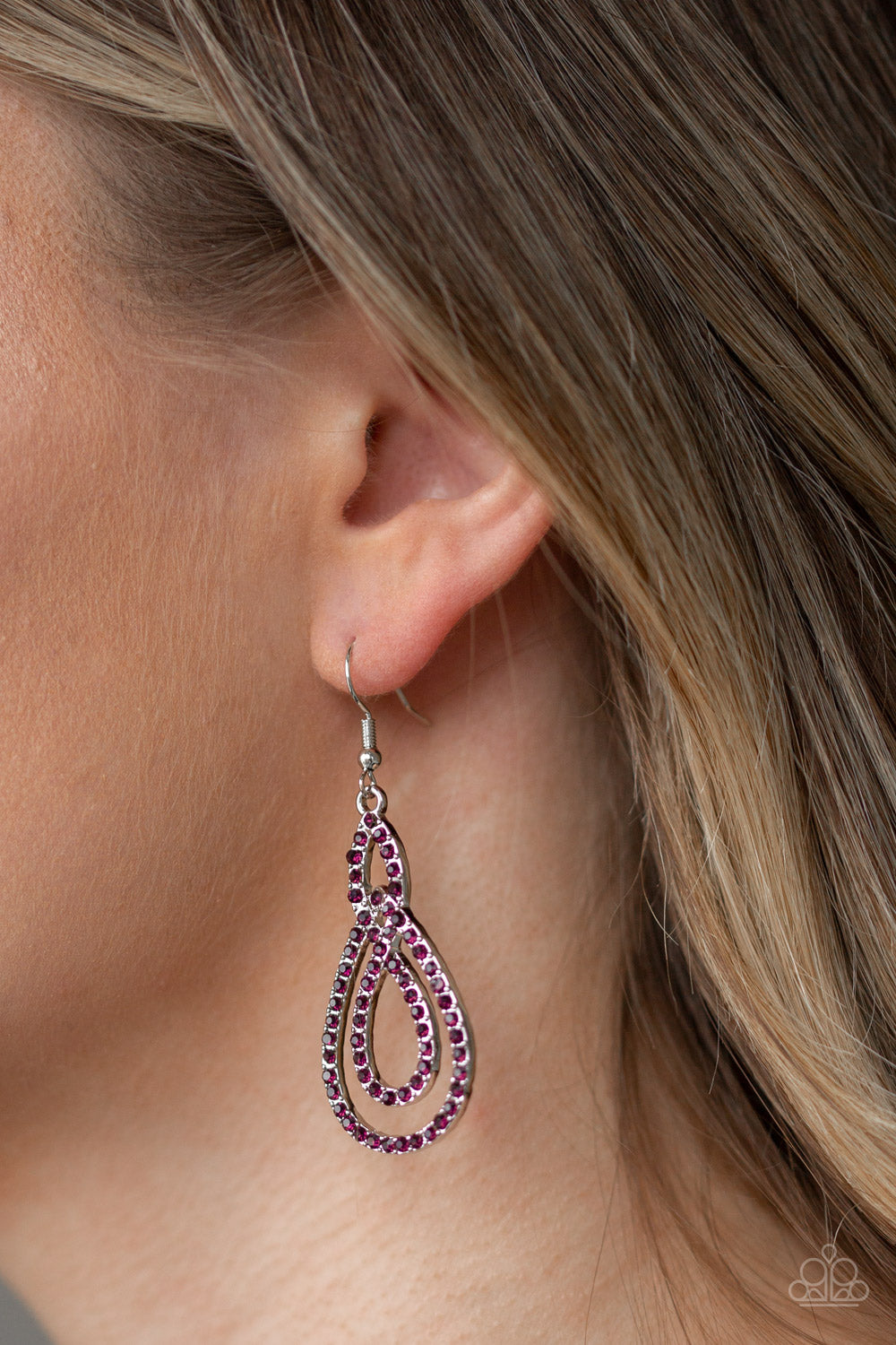 Paparazzi ♥ Sassy Sophistication - Purple ♥ Earrings