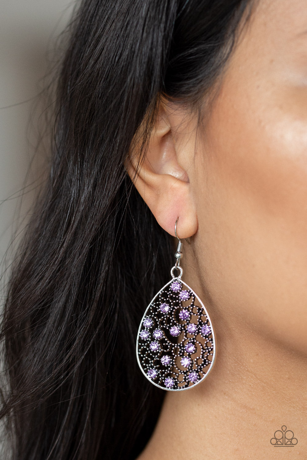 Paparazzi ♥ Dazzling Dew - Purple ♥ Earrings