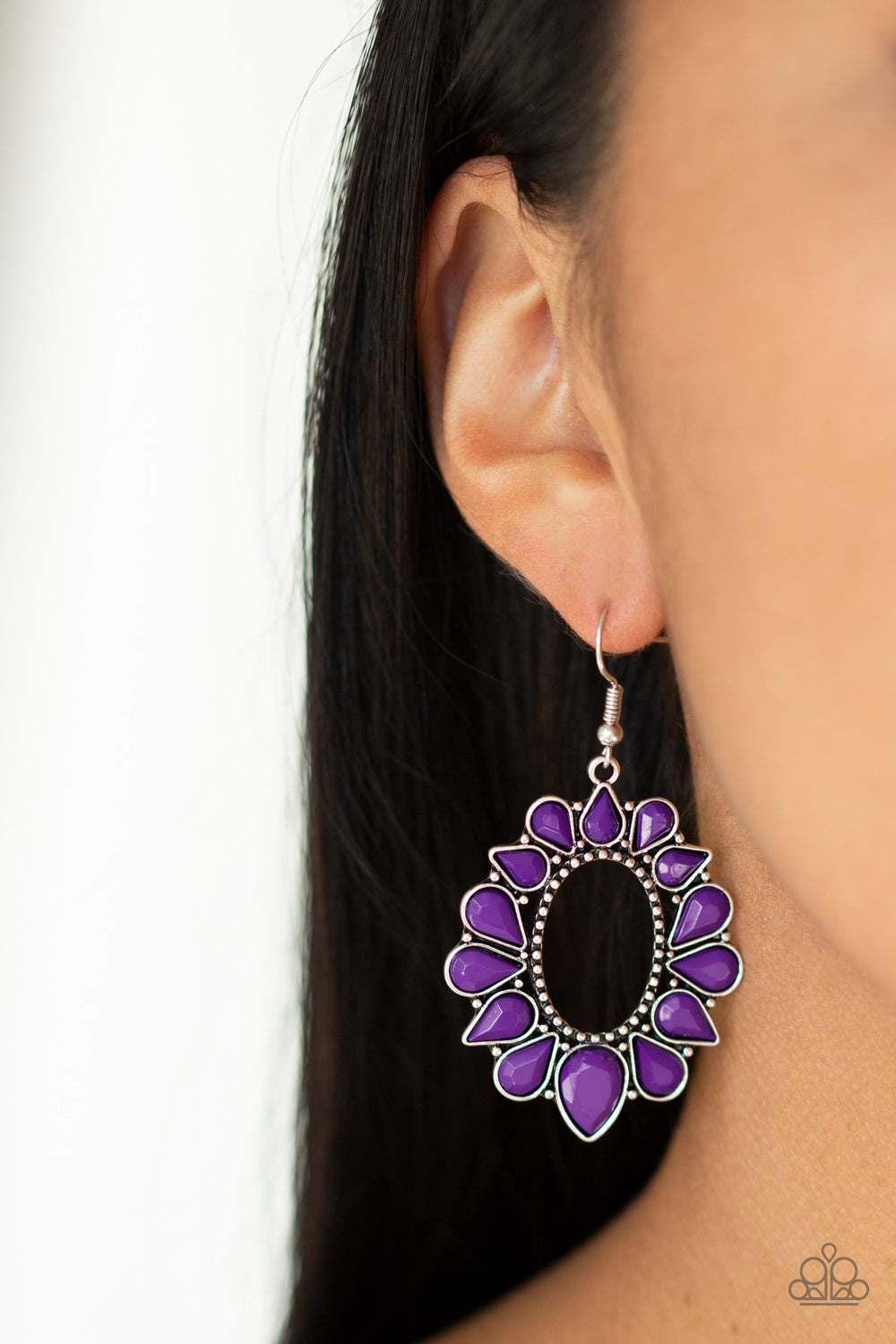 Paparazzi ♥ Fashionista Flavor - Purple ♥ Earrings