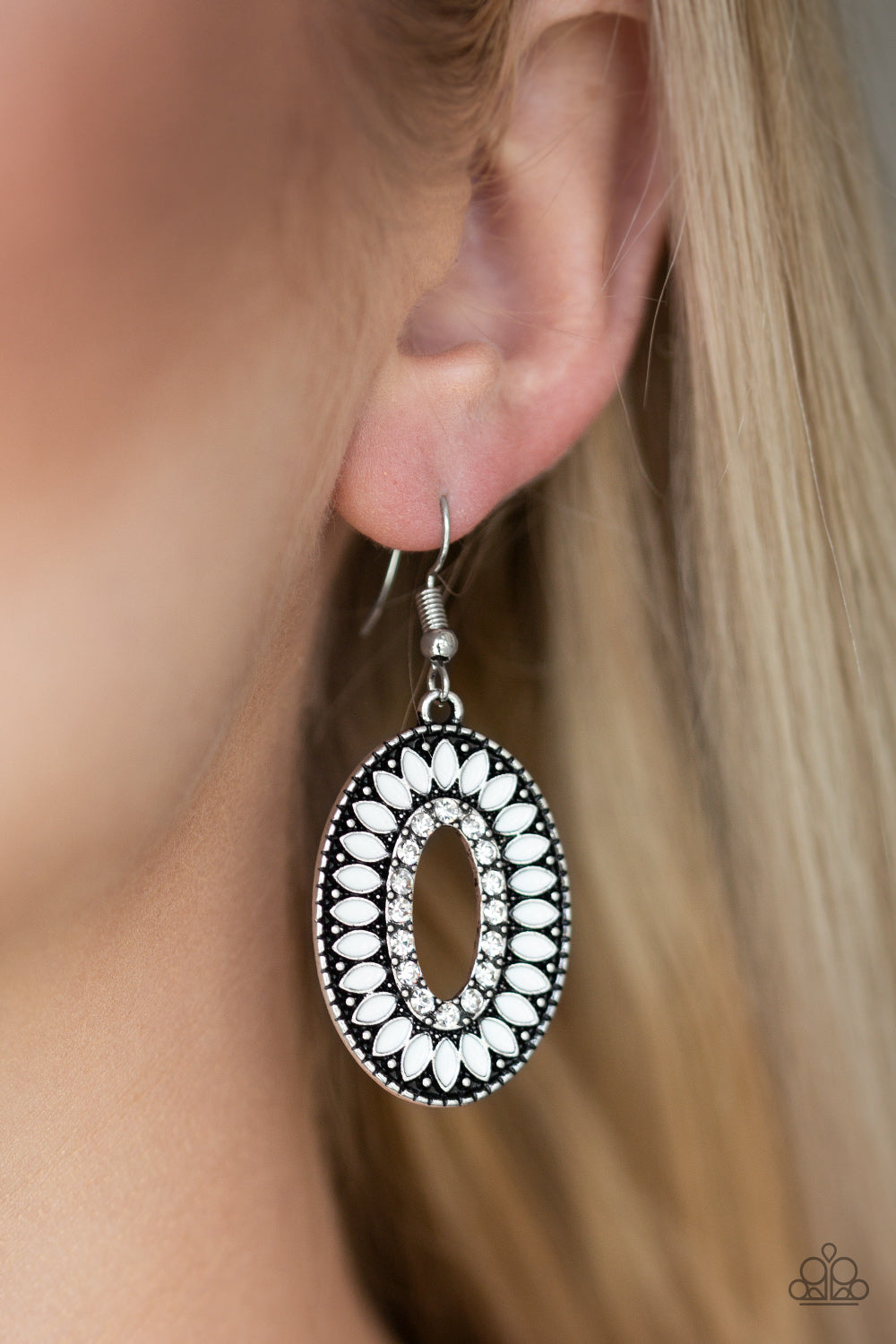 Paparazzi ♥ Fishing For Fabulous - White ♥ Earrings