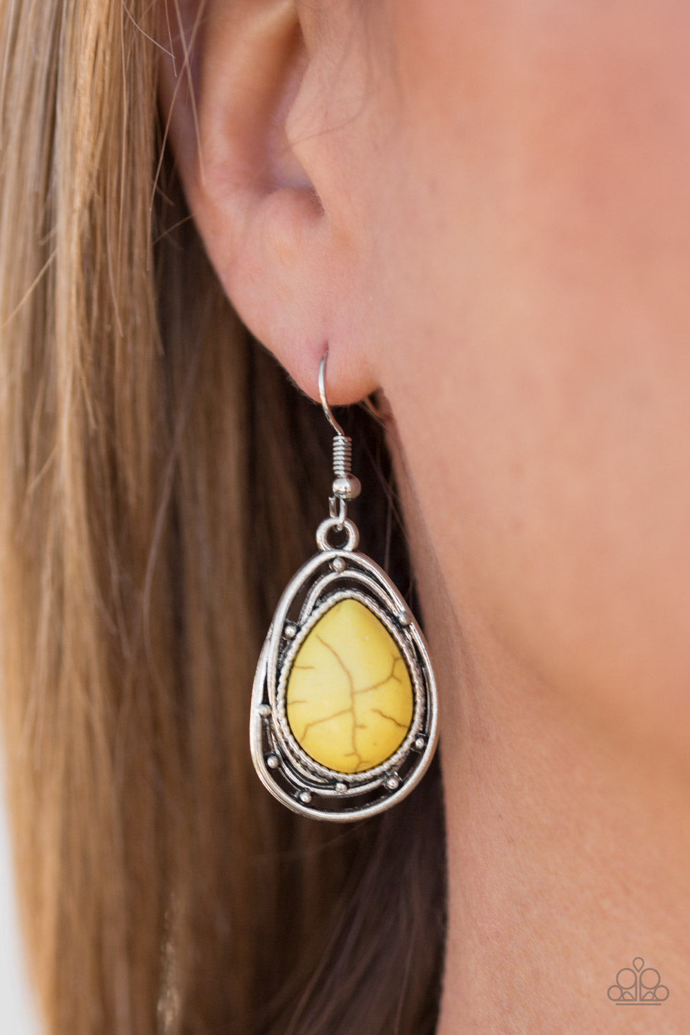 Paparazzi ♥ Abstract Anthropology - Yellow ♥ Earrings