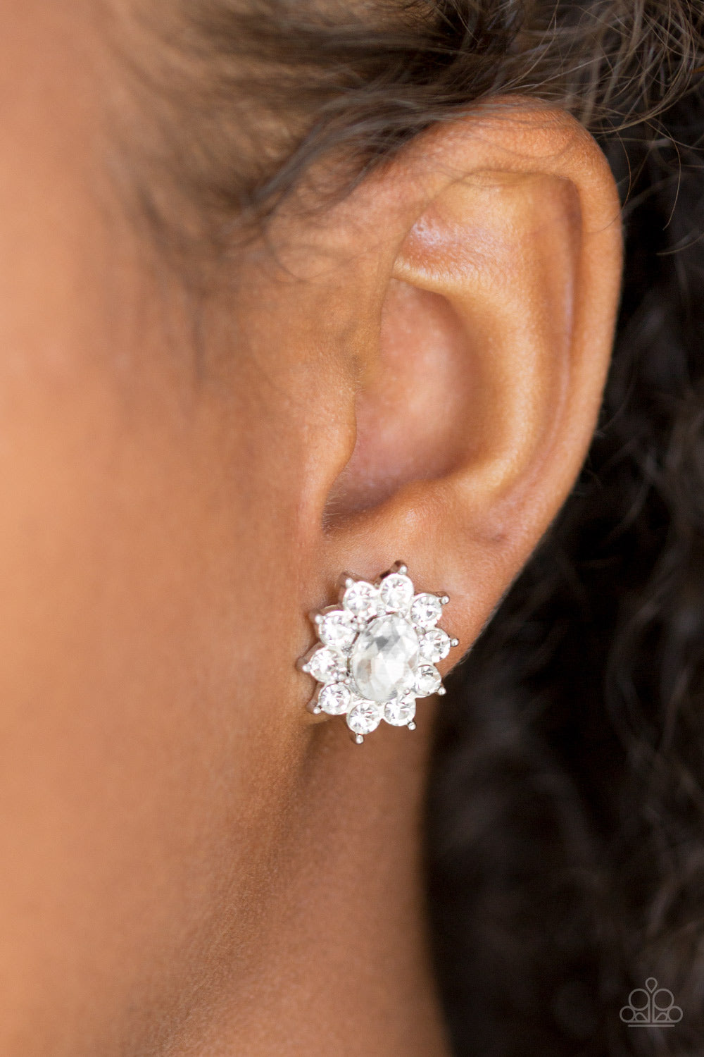 Paparazzi ♥ Starry Nights - White ♥ Post Earrings