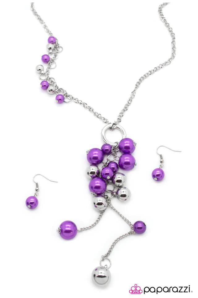 Paparazzi ♥ Life Of The Party - Purple ♥ Necklace