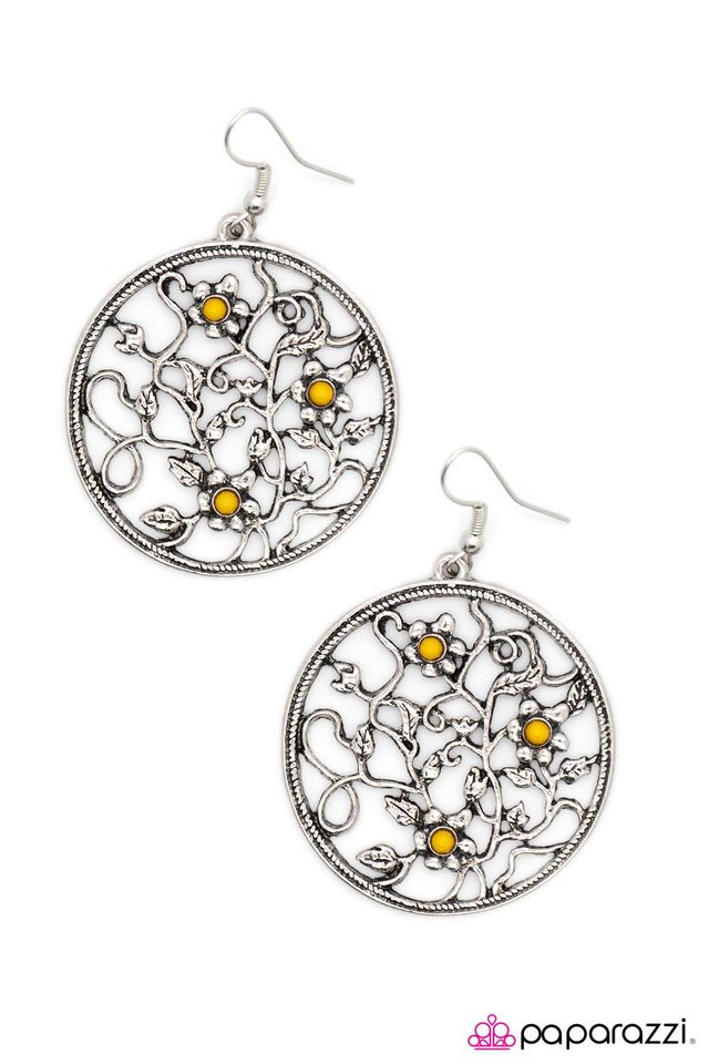 Paparazzi ♥ An Enchanted Forest - Yellow ♥ Earrings