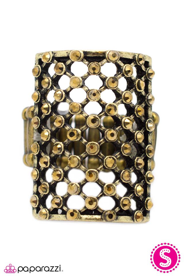 Paparazzi ♥ Grate Expectations - Brass ♥ Ring