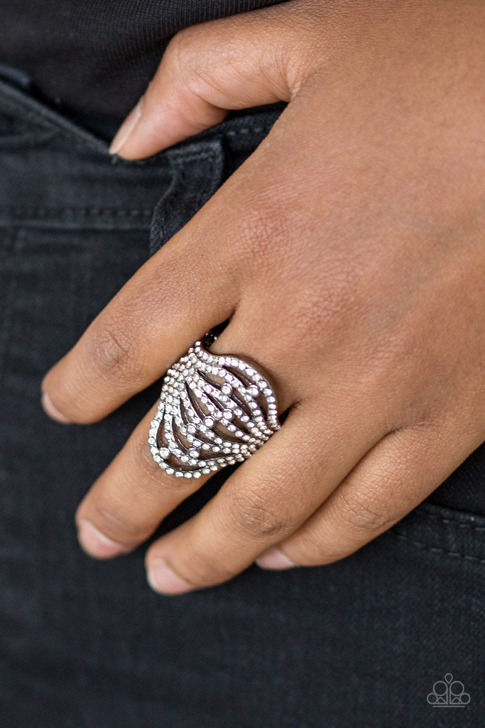 Paparazzi ♥ Stratospheric - Black ♥ Ring