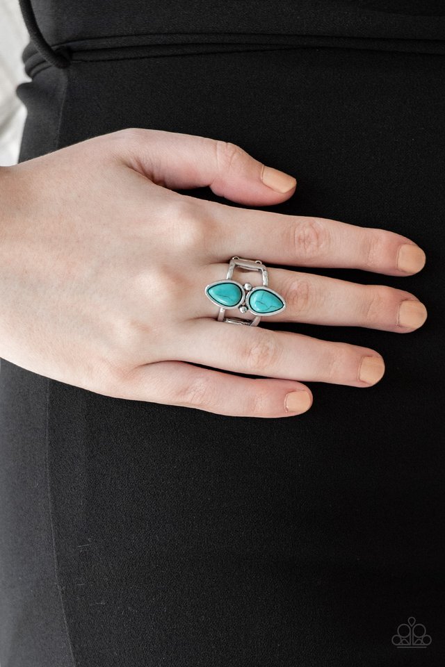 Paparazzi ♥ Simply Saharan - Blue ♥ Ring