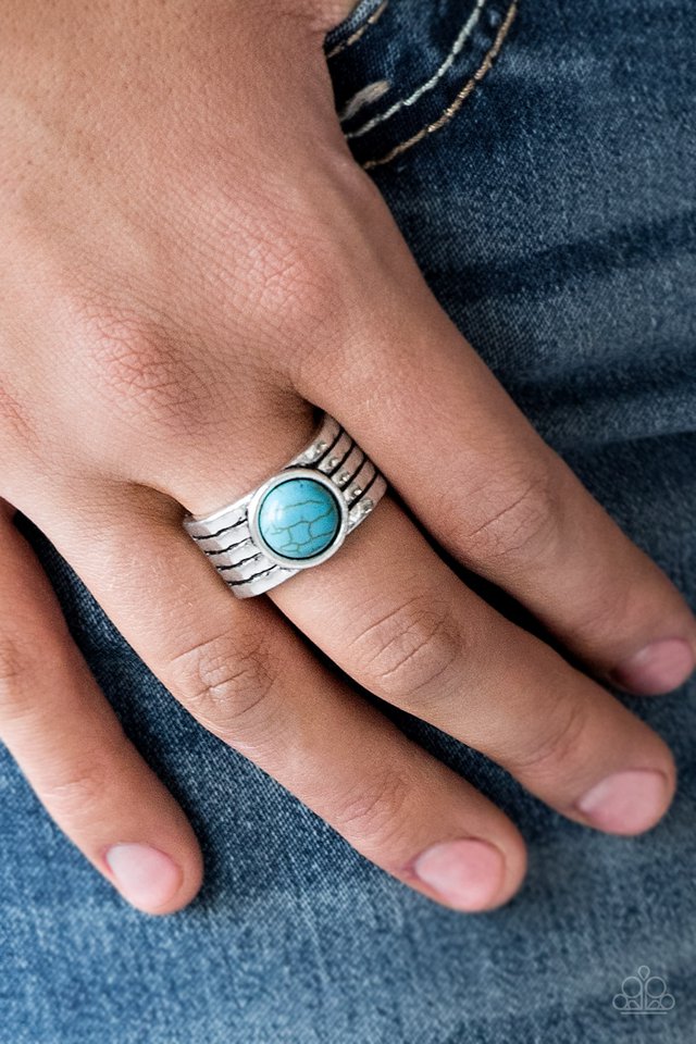 Paparazzi ♥ Blooming Badlands - Blue ♥ Ring