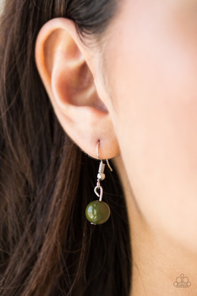 Paparazzi ♥ Island Excursion - Green ♥ Necklace