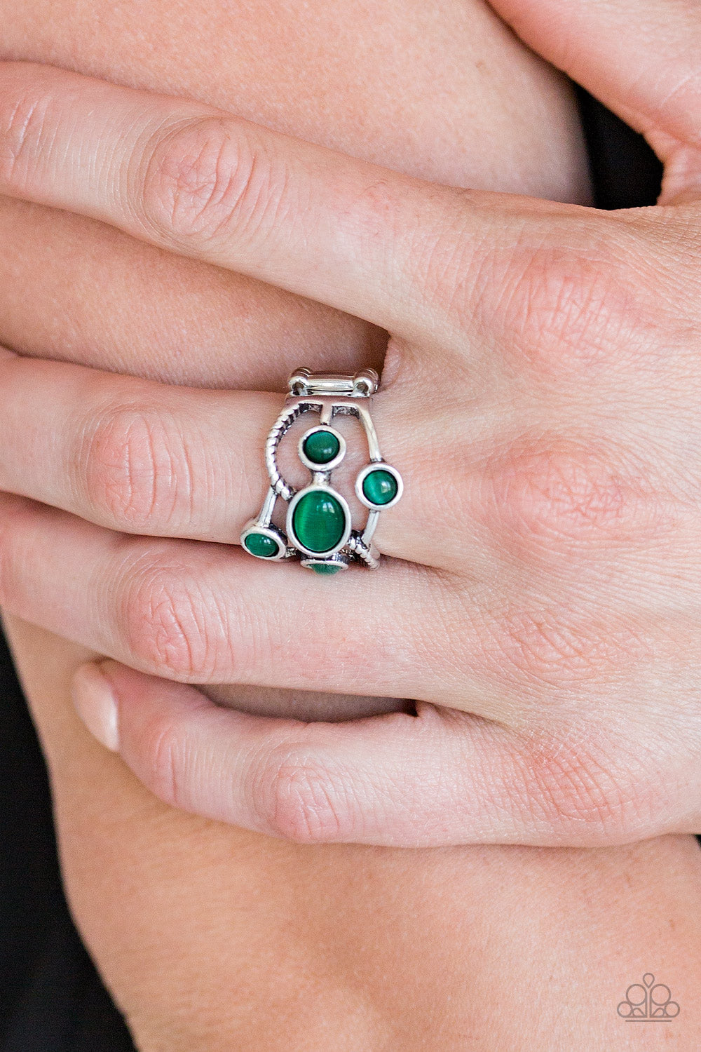 Paparazzi ♥ Moon Mood - Green ♥ Ring
