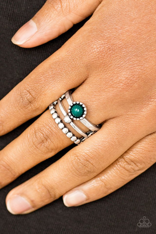 Paparazzi ♥ Summer Retreat - Green ♥ Ring