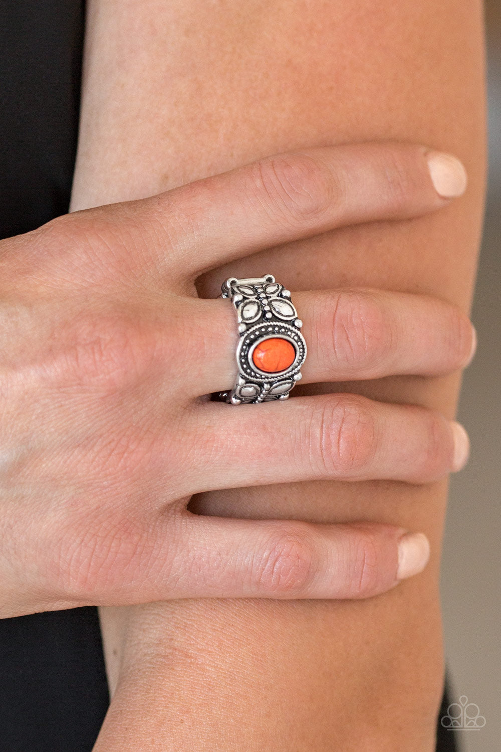 Paparazzi ♥ Butterfly Belle - Orange ♥ Ring