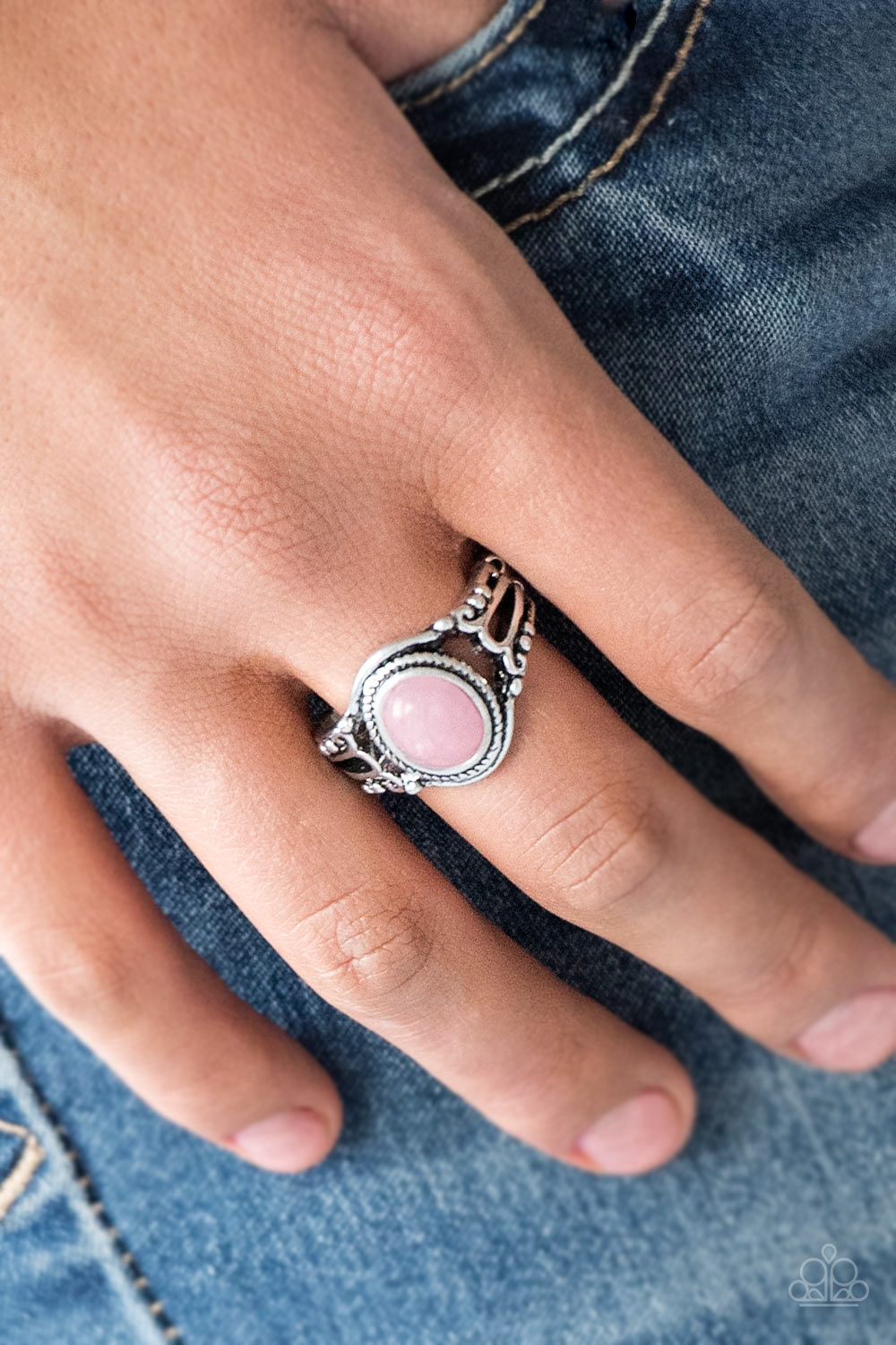 Paparazzi ♥ Peacefully Peaceful - Pink ♥ Ring