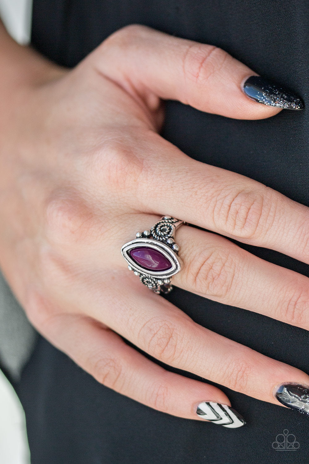 Paparazzi ♥ ZOO Hot To Handle - Purple ♥ Ring