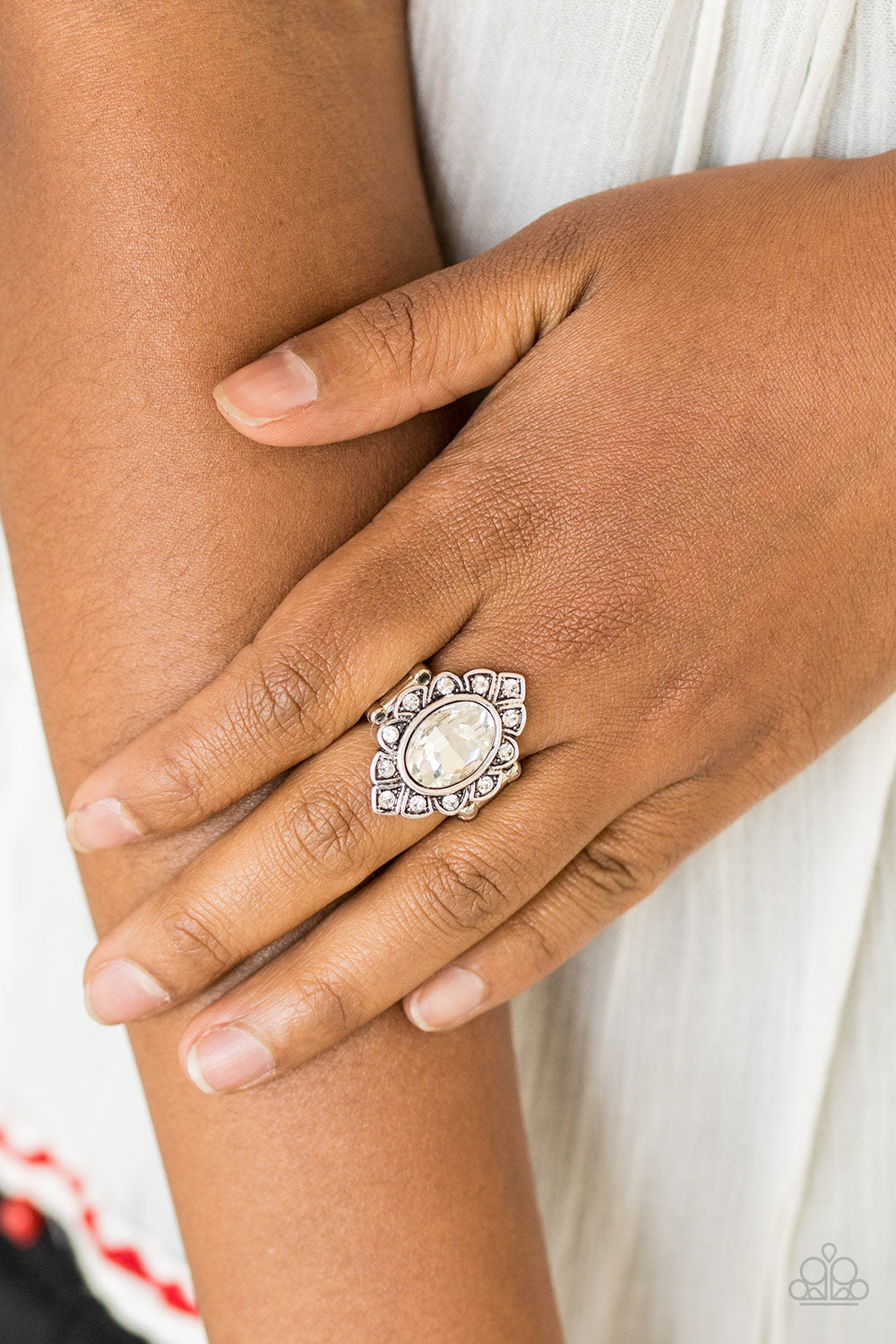 Paparazzi ♥ Power Behind The Throne - White ♥ Ring