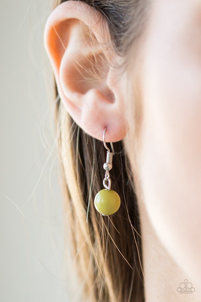 Paparazzi ♥ Island Excursion - Green ♥ Necklace