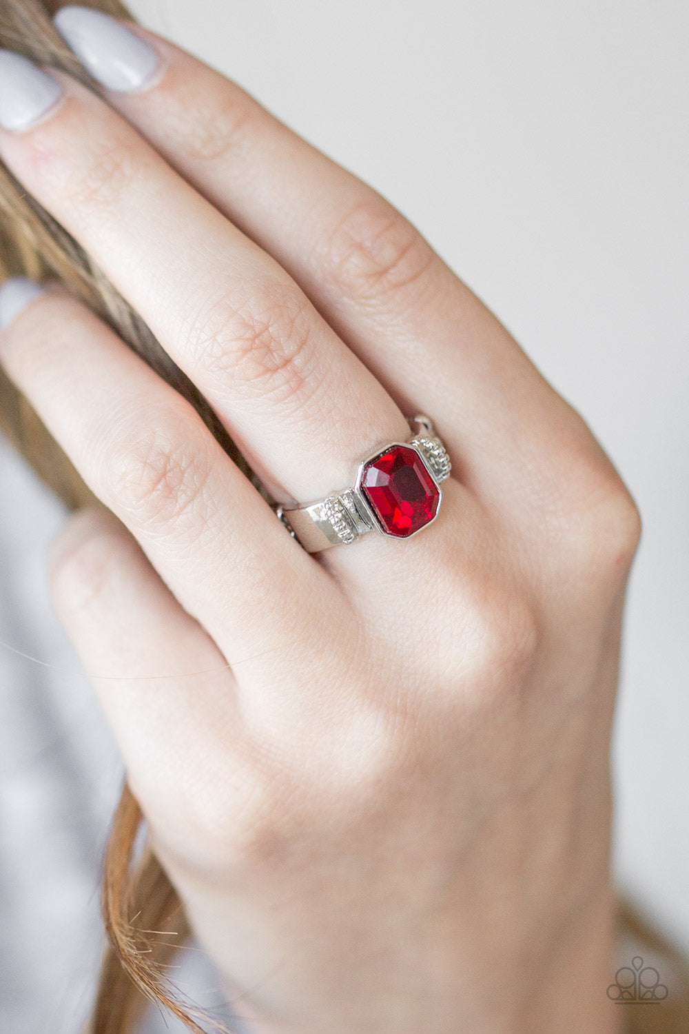 Paparazzi ♥ Regal Relic - Red ♥ Ring