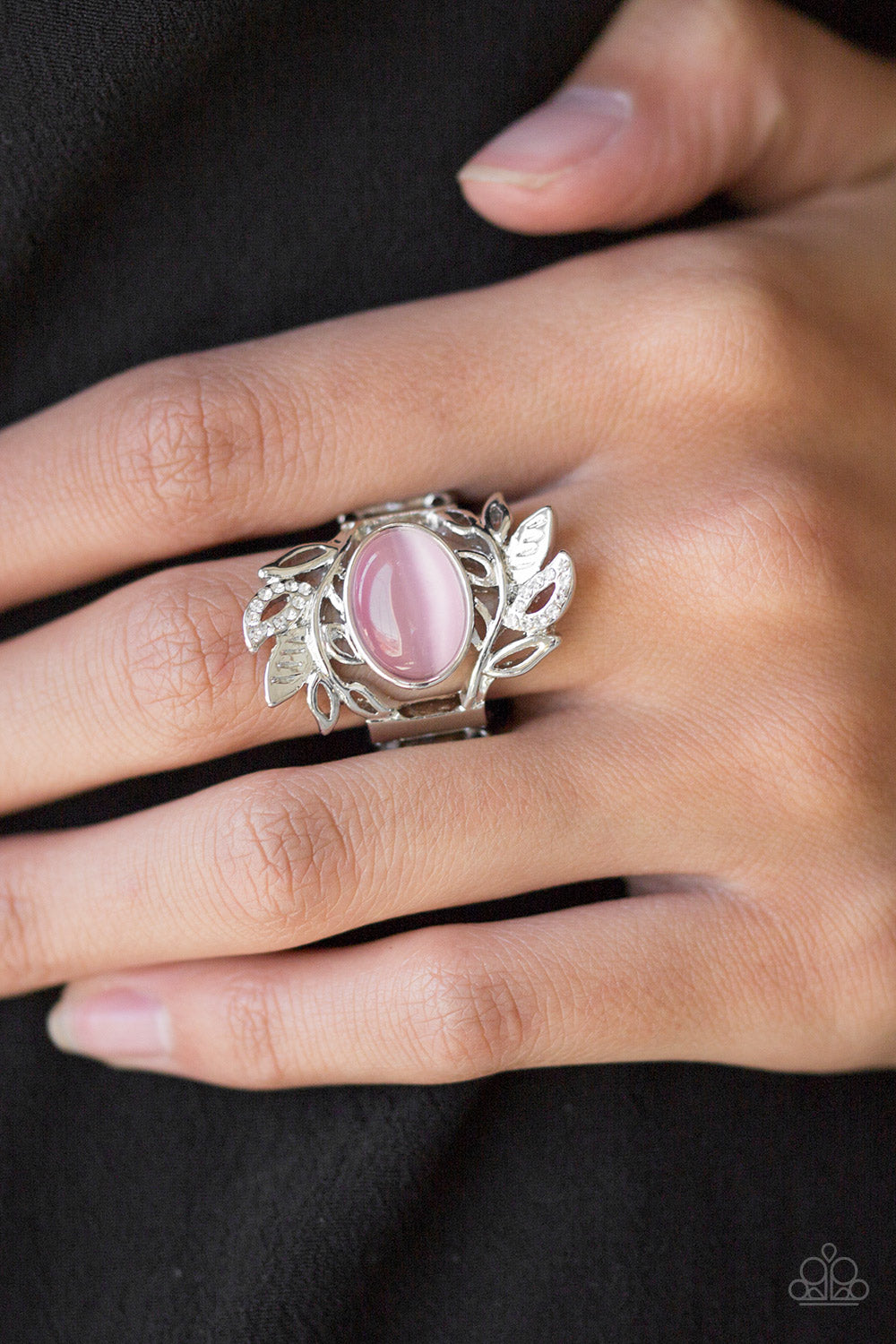 Paparazzi ♥ Garden Dew - Pink ♥ Ring
