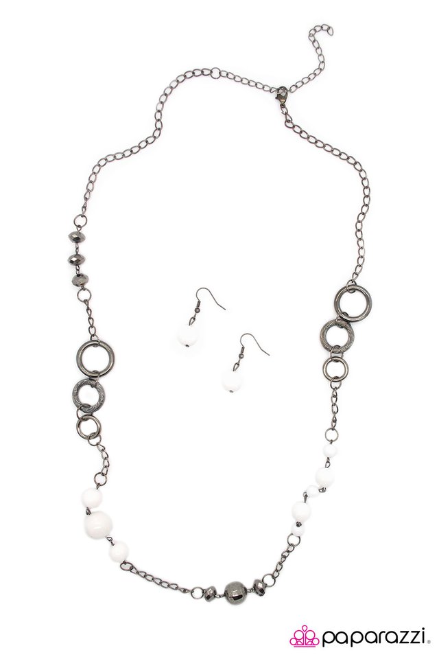 Paparazzi ♥ That Thing You Do - White ♥ Necklace