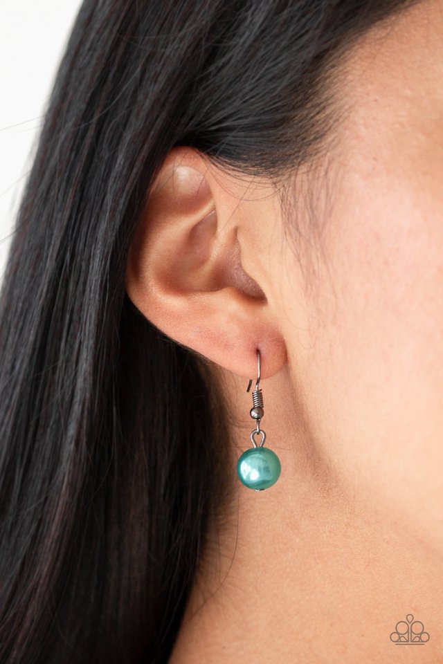 Paparazzi ♥ Color Me CEO - Green ♥ Necklace