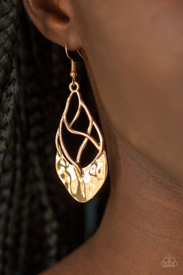 Paparazzi ♥ Super Swanky - Gold ♥ Earrings