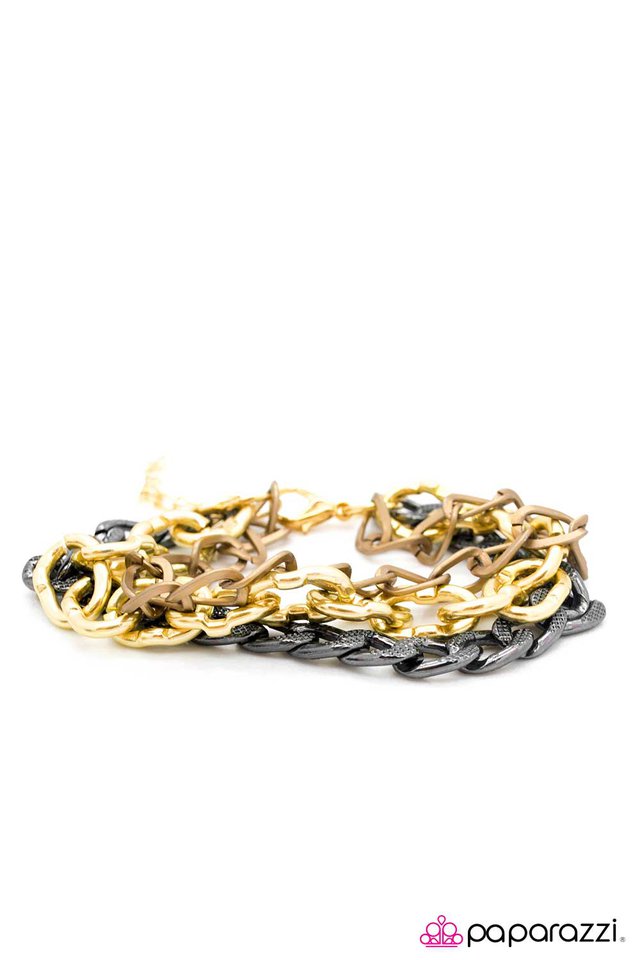 Paparazzi ♥ I Dare You! - Gold ♥ Bracelet