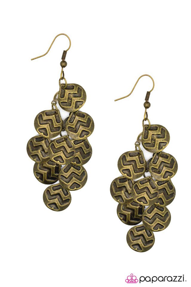 Paparazzi ♥ A Win-Win Situation - Brass ♥ Earrings