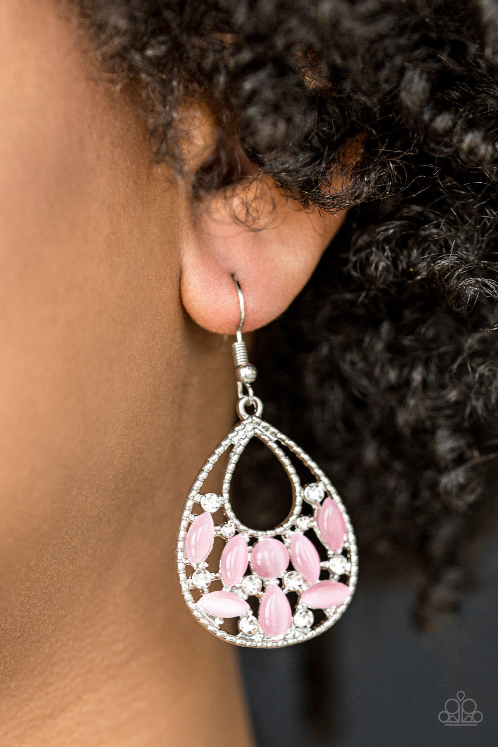 Paparazzi ♥ Just DEWing My Thing - Pink ♥ Earrings