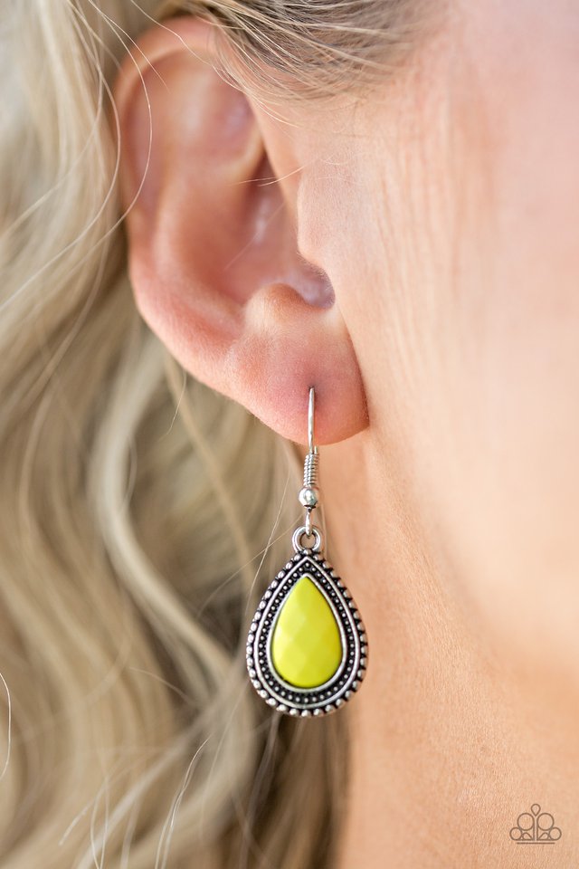 Paparazzi ♥ Summer Vacay - Yellow ♥ Earrings