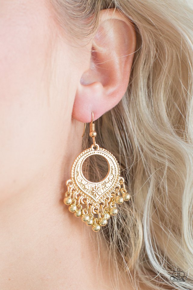 Paparazzi ♥ On A Wing And A PRAIRIE - Gold ♥ Earrings