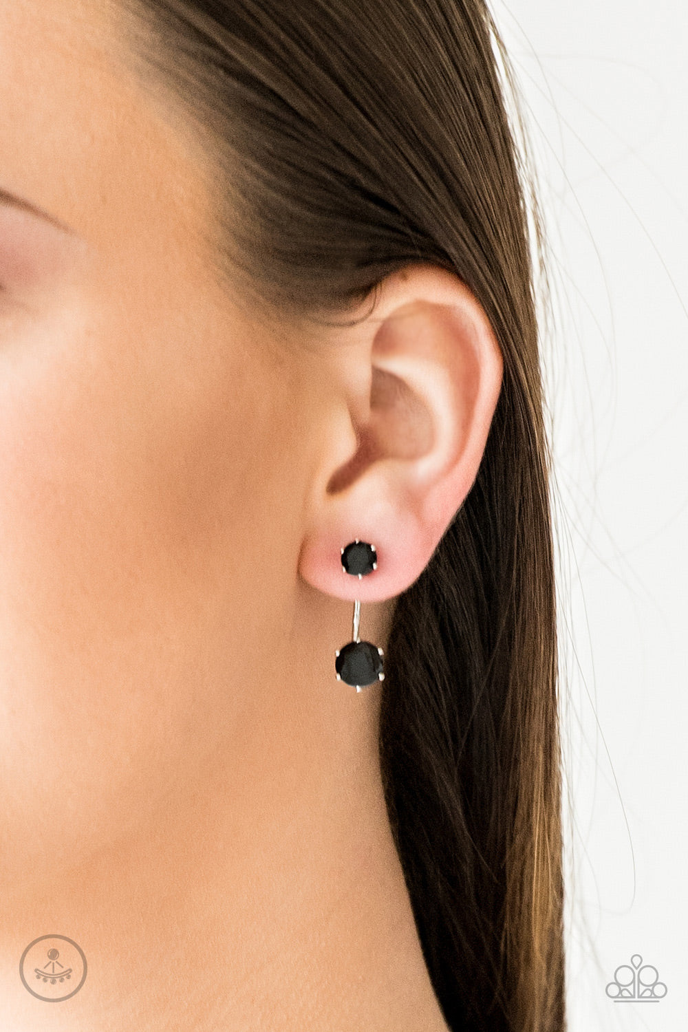 Paparazzi ♥ Starlet Squad - Black ♥ Post Earrings