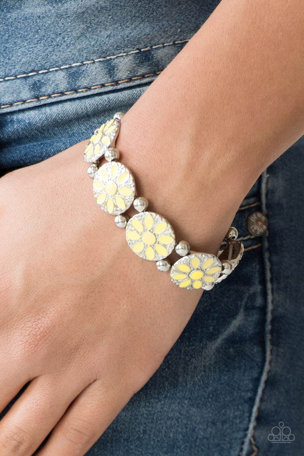 Paparazzi ♥ Dancing Dahlias - Yellow ♥ Bracelet