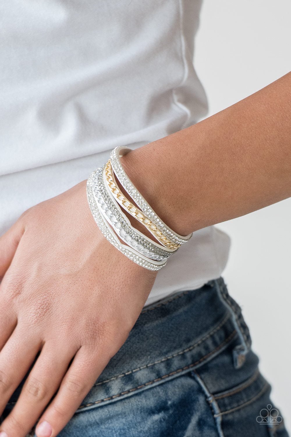 Paparazzi ♥ Fashion Fiend - White ♥ Bracelet