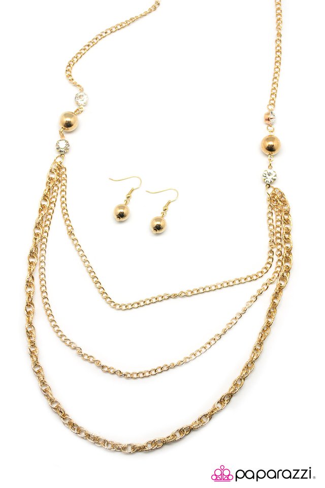 Paparazzi ♥ Watch Your Tone - Gold ♥ Necklace