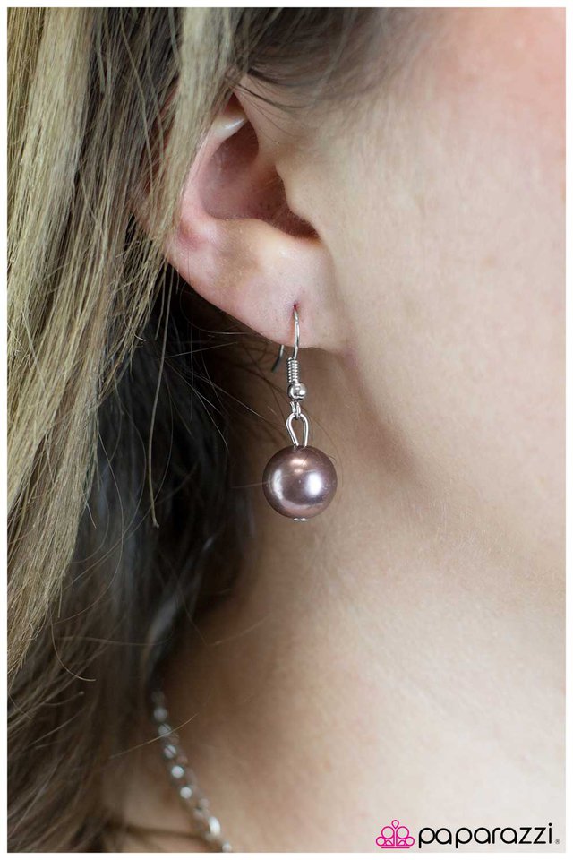 Paparazzi ♥ Instant Classic - Brown ♥ Necklace