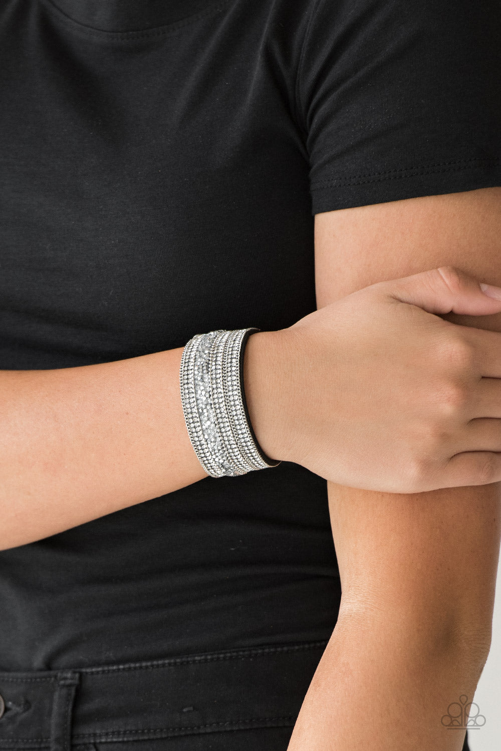 Paparazzi ♥ Really Rock Band - Black ♥ Bracelet