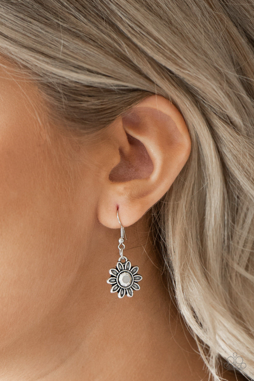 Paparazzi ♥ Mess With The Bull - Silver ♥ Necklace