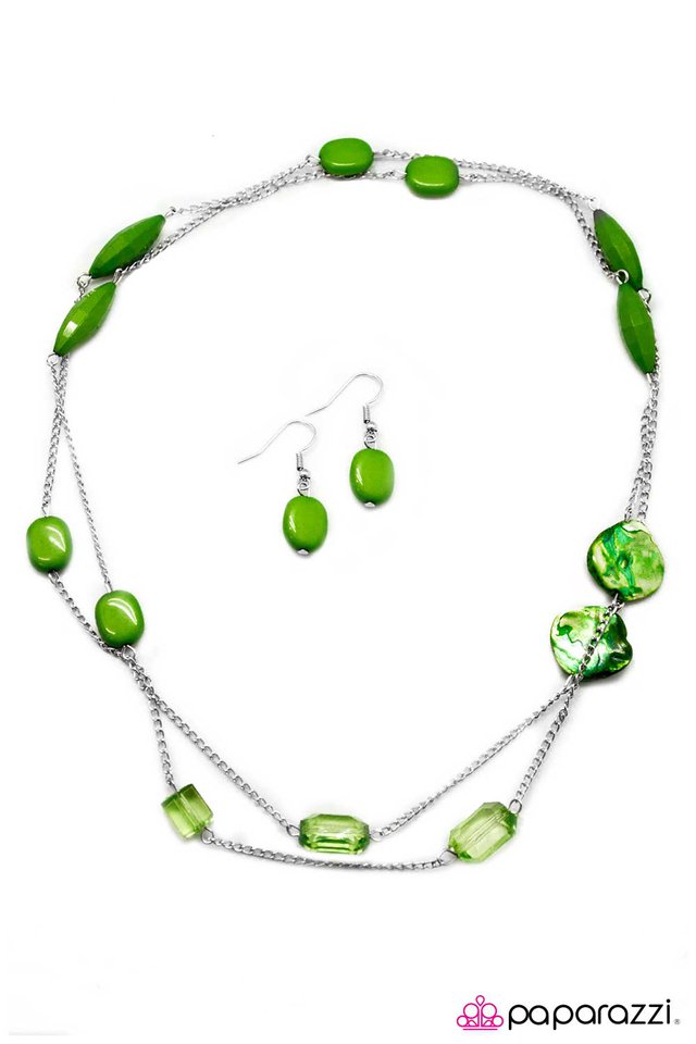 Paparazzi ♥ The Wait Is Over - Green ♥ Necklace