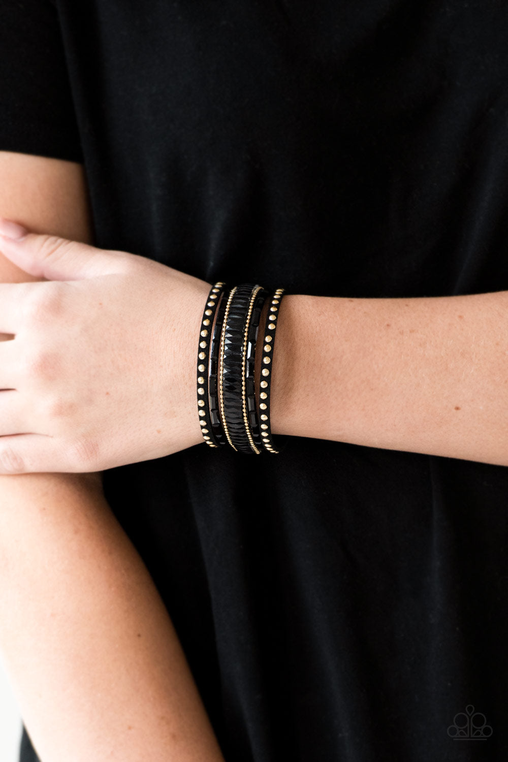 Paparazzi ♥ Rock Star Rocker - Gold ♥ Bracelet