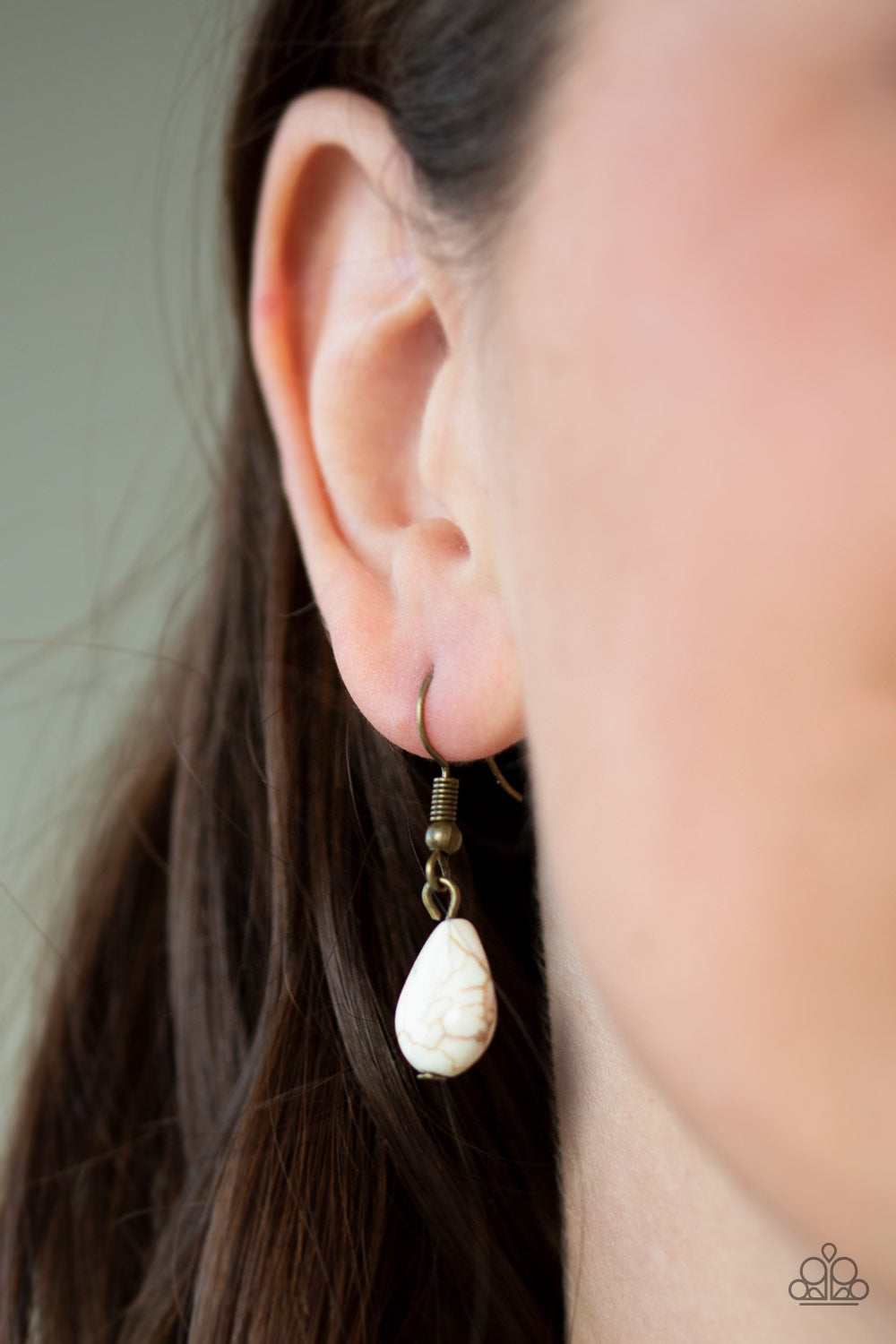 Paparazzi ♥ Canyon Quest - Brass ♥ Necklace