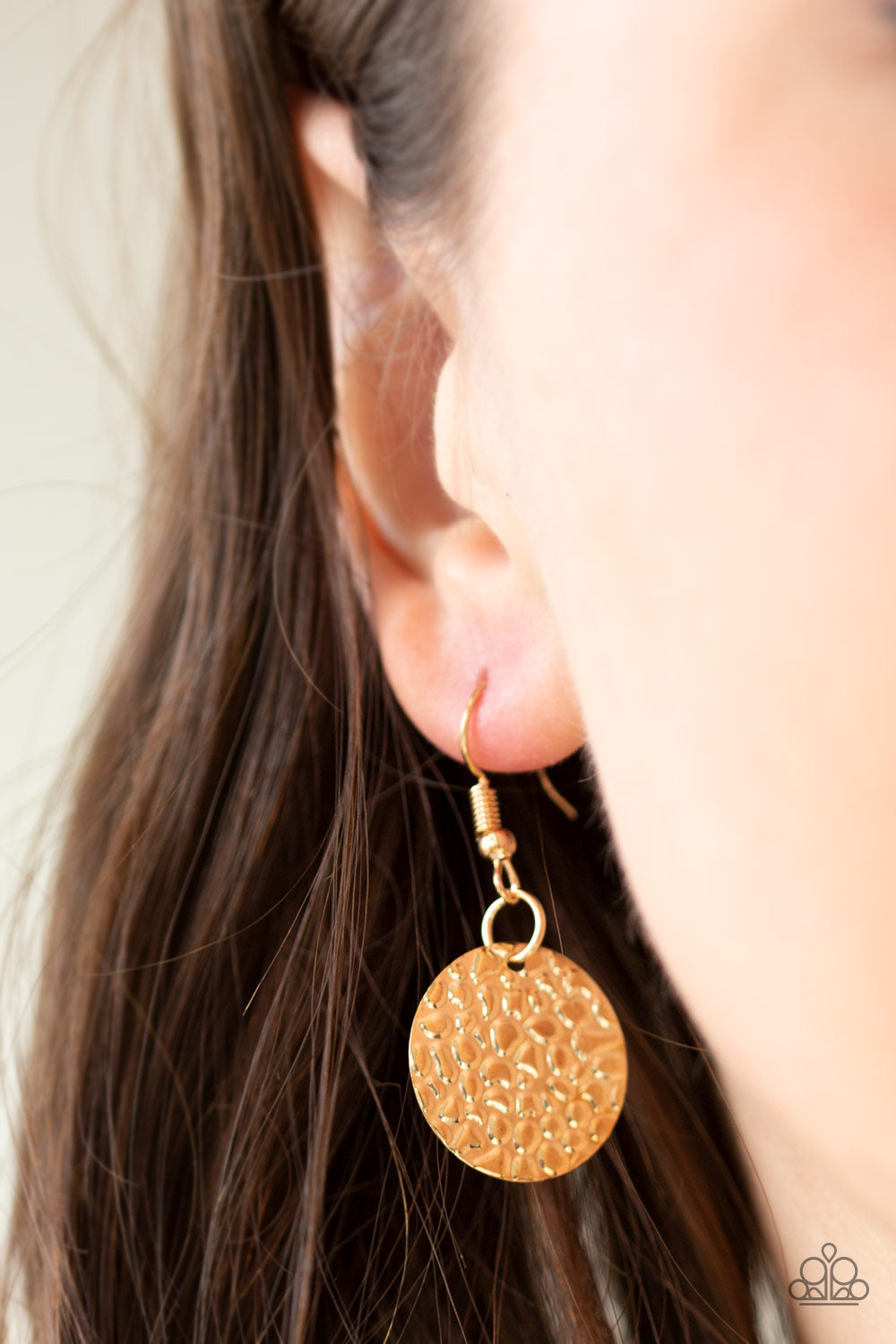 Paparazzi ♥ Works Every CHIME - Gold ♥ Necklace