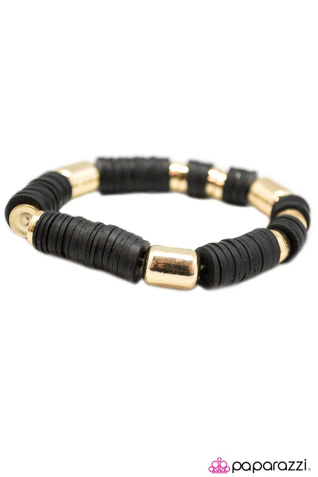 Paparazzi ♥ A New DISCovery - Black ♥ Bracelet