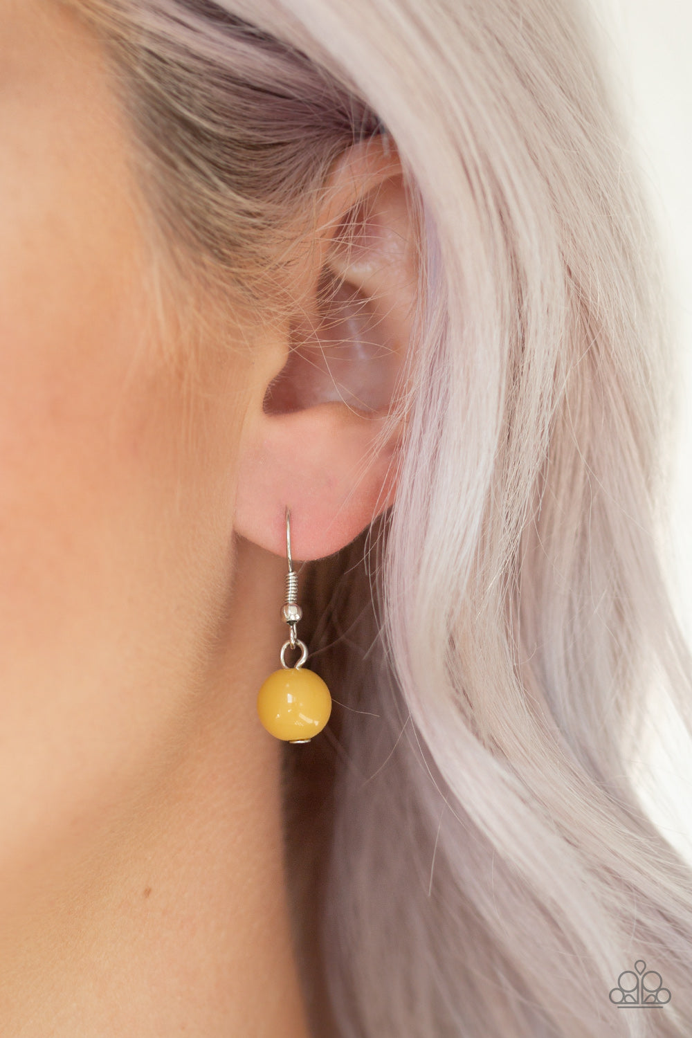 Paparazzi ♥ Me-dallions, Myself, and I - Yellow ♥ Necklace