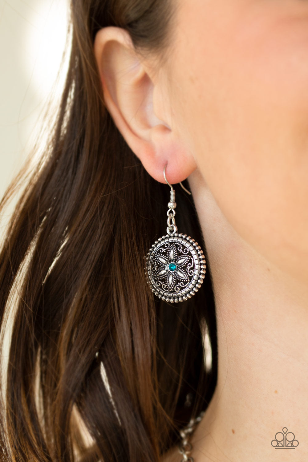 Paparazzi ♥ Written In The STAR LILIES - Blue ♥ Necklace