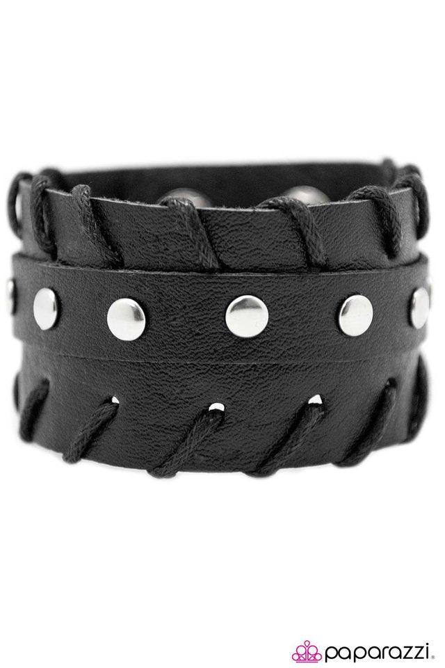 Paparazzi ♥ Sideswiped - Black ♥ Bracelet