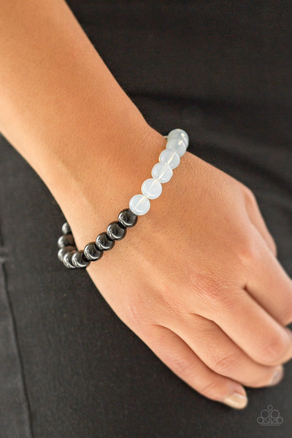 Paparazzi ♥ Cool and Content - White ♥ Bracelet