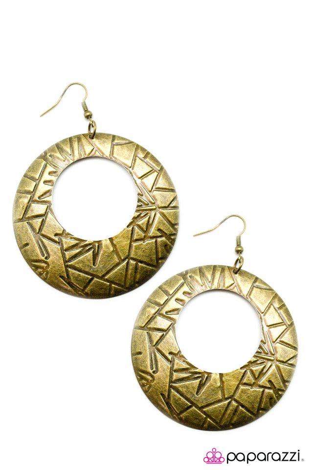 Paparazzi ♥ Sticking Around - Brass ♥ Earrings