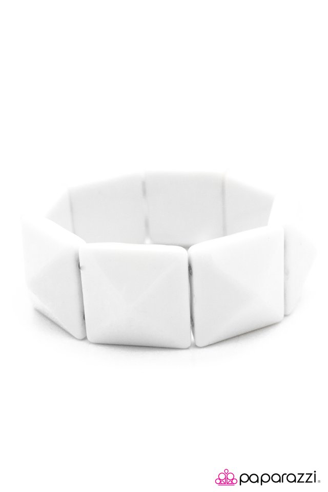 Paparazzi ♥ Stretching the Truth - White ♥ Bracelet