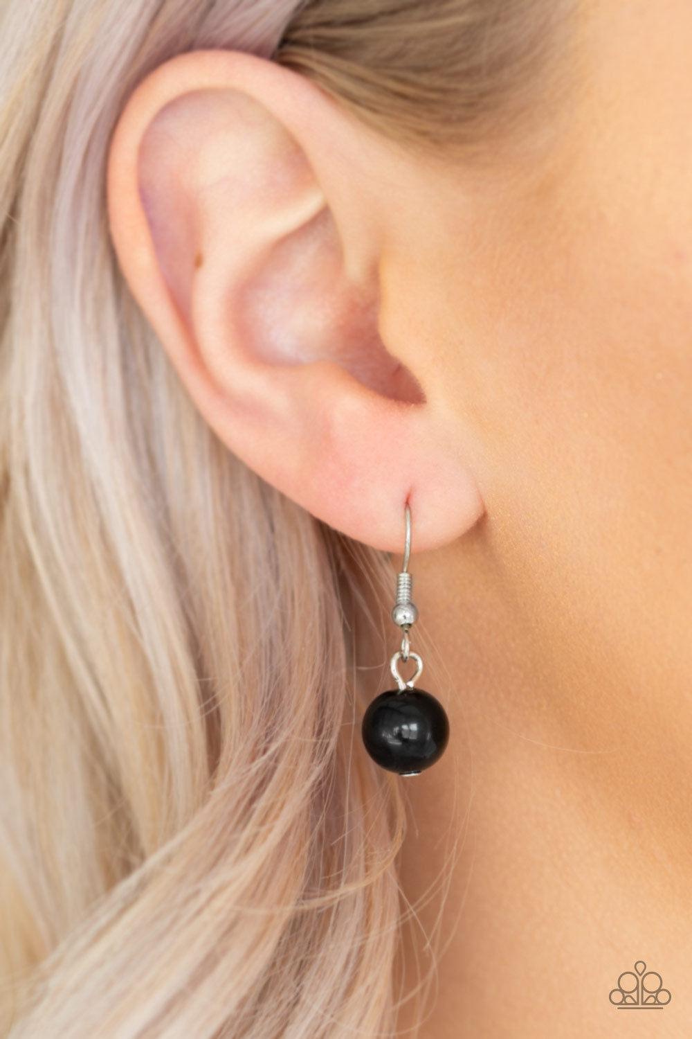 Paparazzi ♥ Gypsy Gulf - Black ♥ Necklace