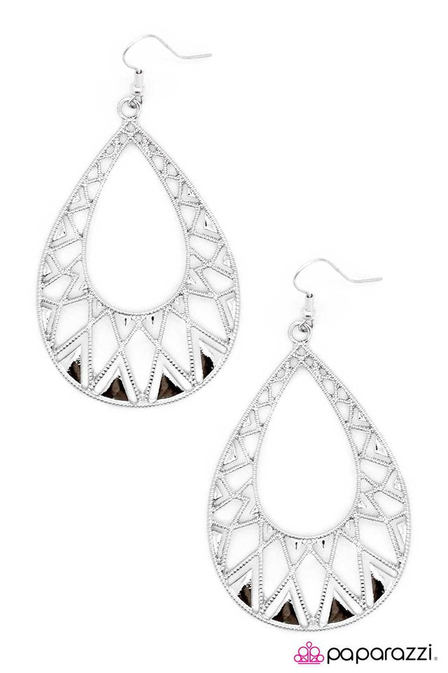 Paparazzi ♥ Acutely Aztec - Silver ♥ Earrings